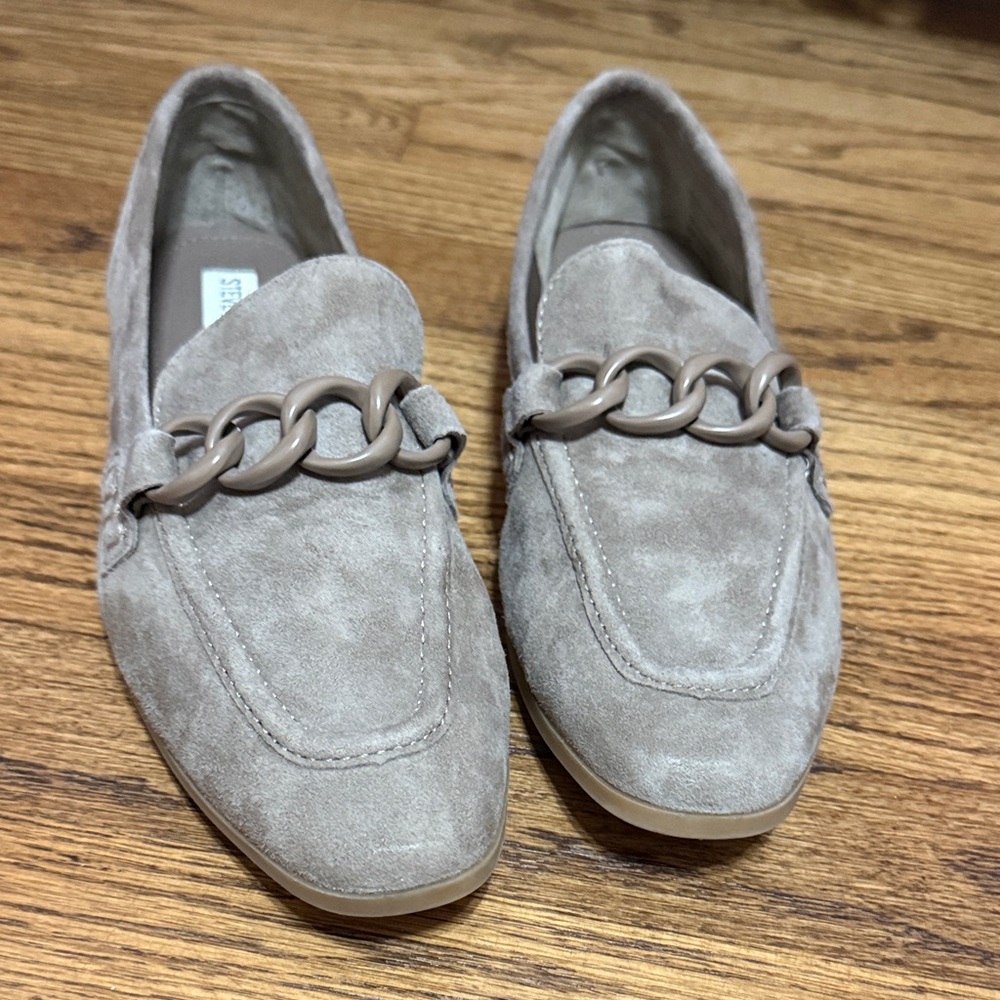 Steve Madden Taupe Suede Loafers